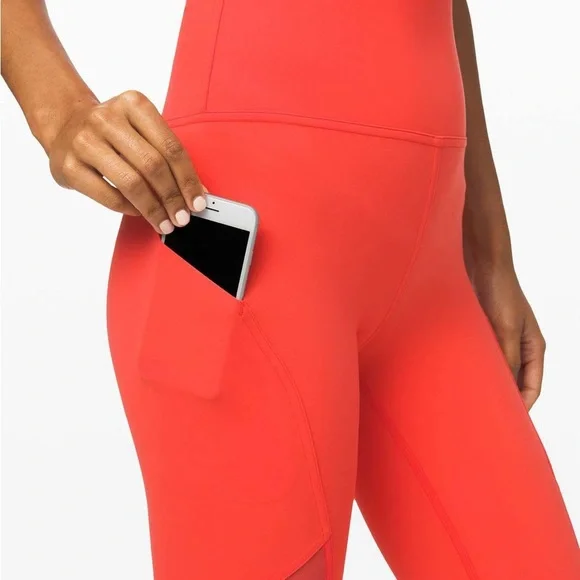 Lululemon Mastered Motion High-Rise Tight 28" in Thermal Red - Picture 5 of 11